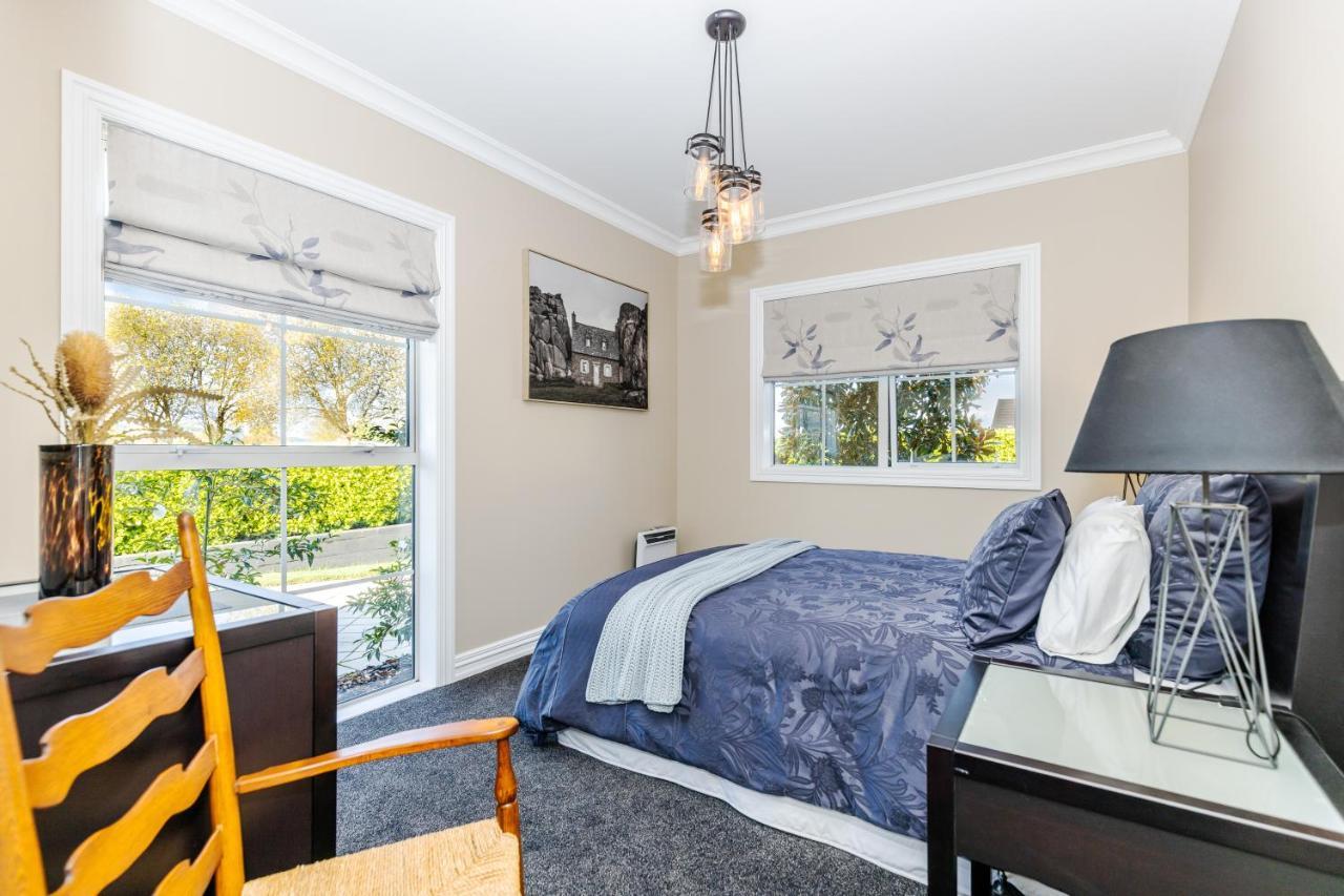 Sweet Magnolia 1 Or 2 Bedroom Suite St Kilda Cambridge With Complimentary Continental Breakfast Bagian luar foto